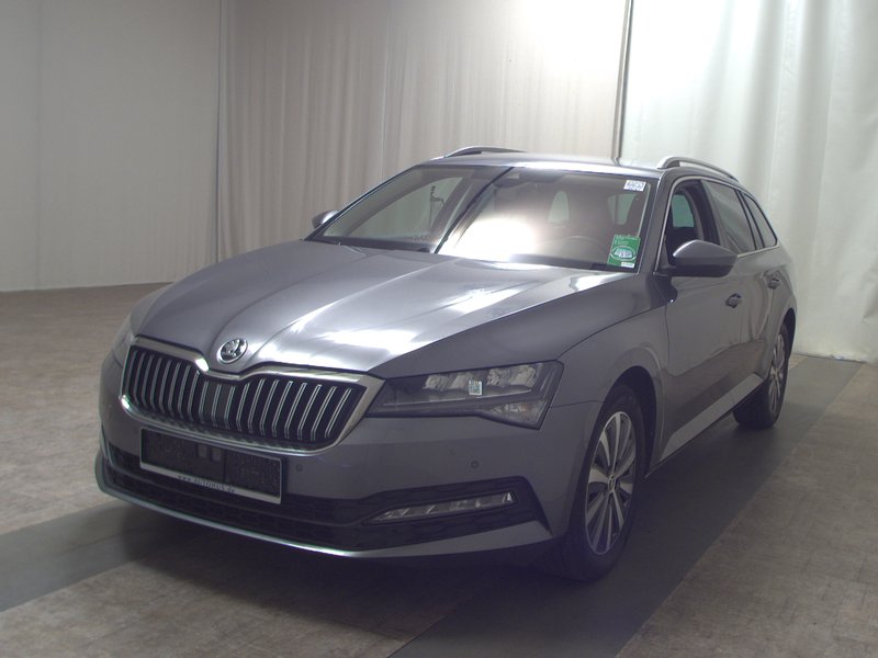 Škoda Superb Kombi 2.0 TDI automatik Ambition • ACC • električna peta vrata — 2