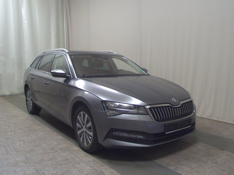 Škoda Superb Kombi 2.0 TDI automatik Ambition • ACC • električna peta vrata — 3