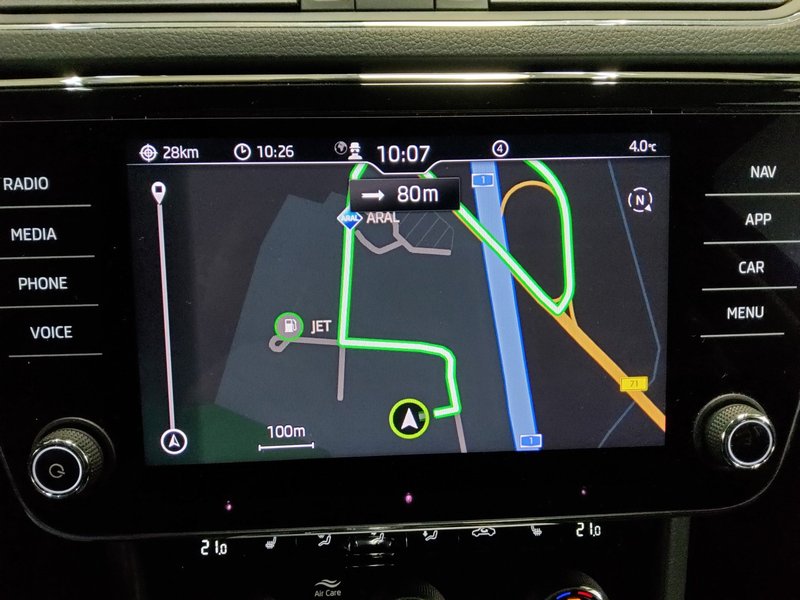 Škoda Superb Kombi 2.0 TDI automatik Ambition • ACC • električna peta vrata — 7