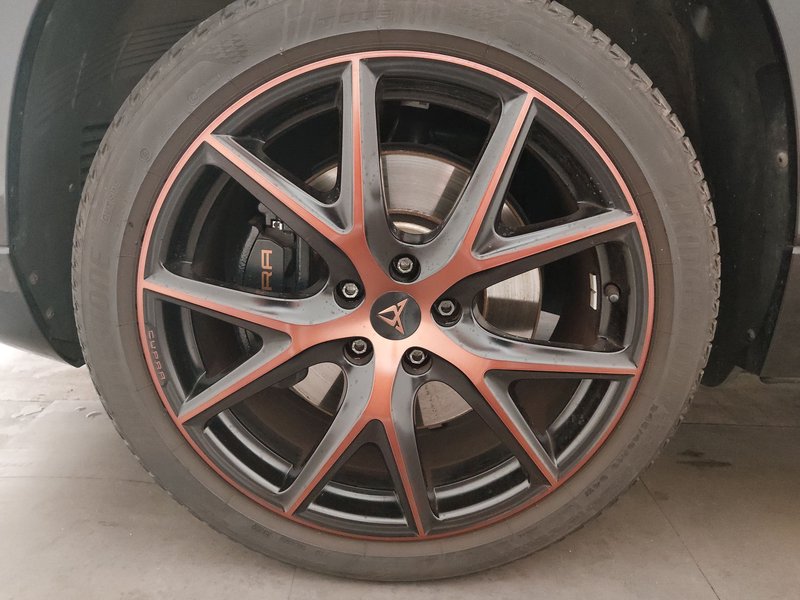 CUPRA Ateca 2.0 TSI 4Drive automatik • ACC • kuka — 8