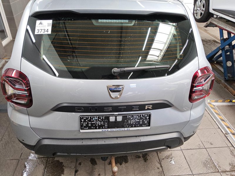Dacia Duster 1.0 TCe • AHK • grijanje sjedala — 11