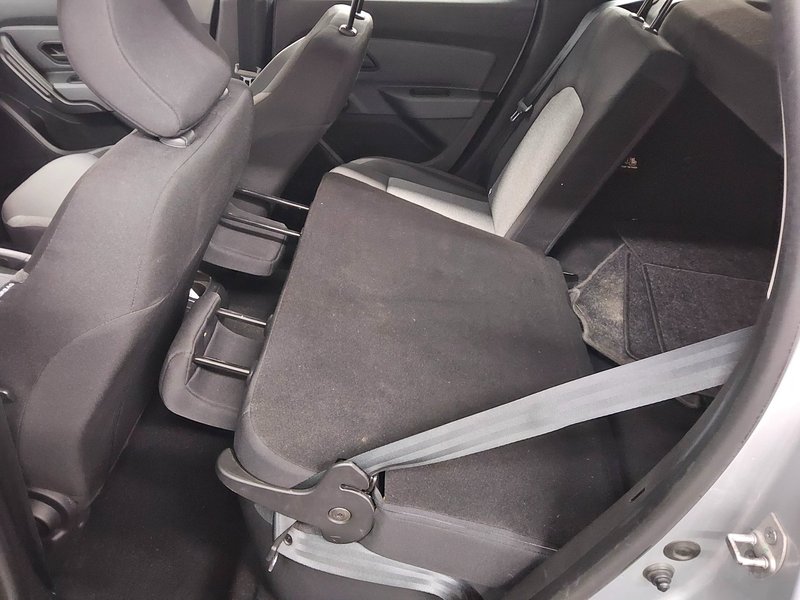 Dacia Duster 1.0 TCe • AHK • grijanje sjedala — 12