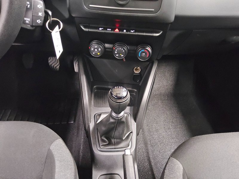 Dacia Duster 1.0 TCe • AHK • grijanje sjedala — 6