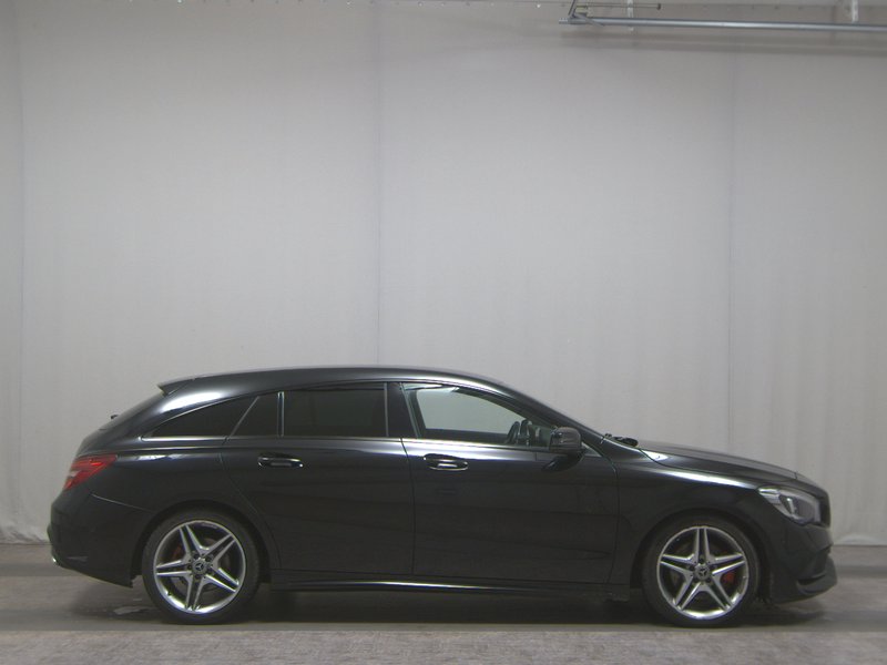 Mercedes-Benz CLA 220 d Shooting Brake automatik AMG Line • LED