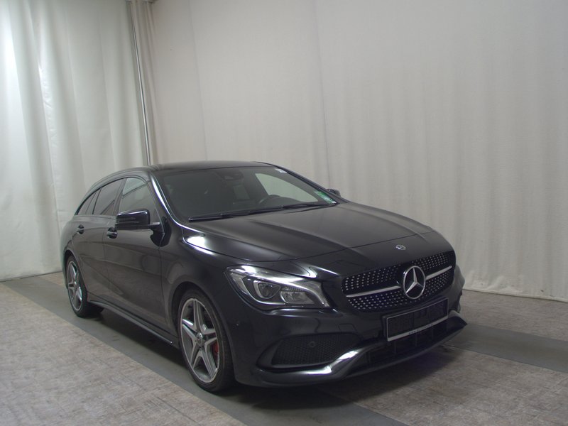 Mercedes-Benz CLA 220 d Shooting Brake automatik AMG Line • LED — 3