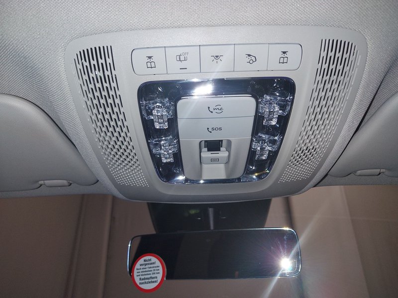 Mercedes-Benz GLA 200 d Style automatik • LED • krov — 13