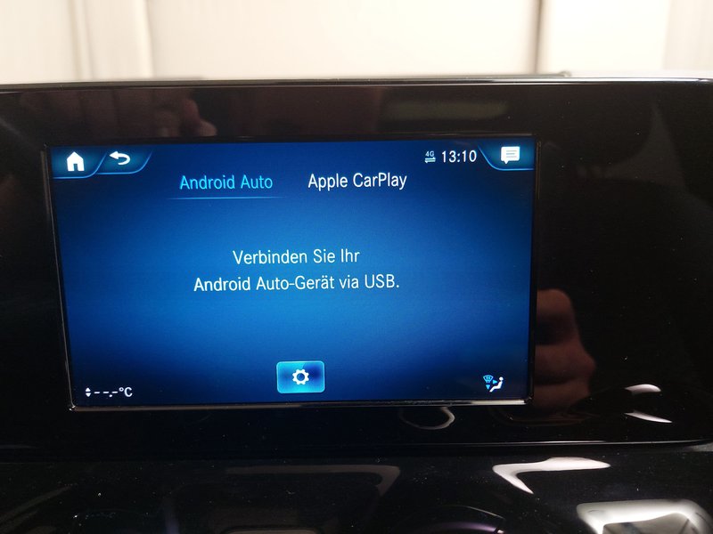 Mercedes-Benz GLA 200 d Style automatik • LED • krov — 18