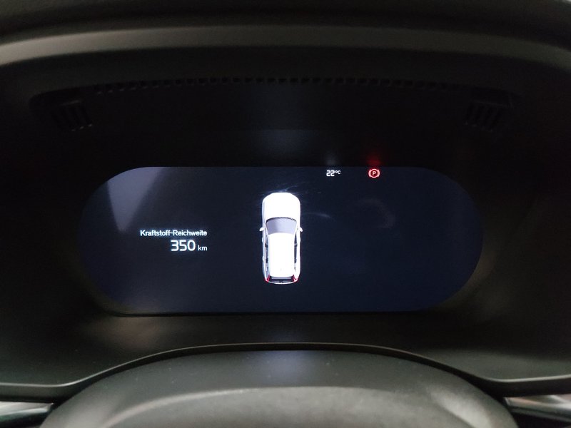 Volvo XC60 B4 D automatik Core • električna peta vrata • LED — 20