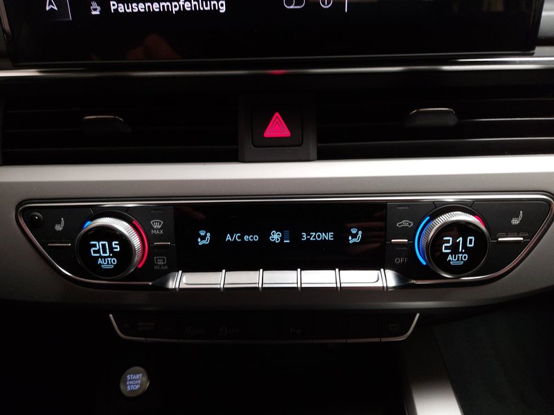 Audi A4 Avant 40 TFSI advanced automatik • LED — 19