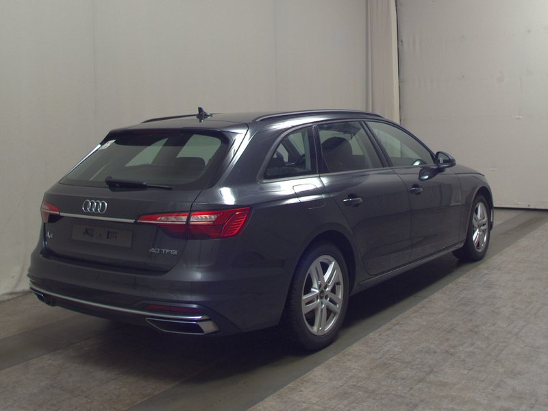 Audi A4 Avant 40 TFSI advanced automatik • LED — 4
