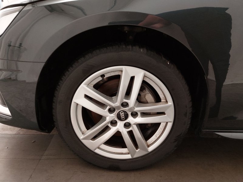 Audi A4 Avant 40 TFSI advanced automatik • LED — 8