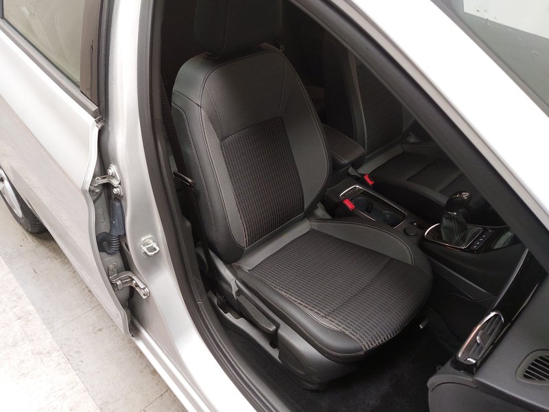 Opel Astra ST 1.2 Turbo Elegance • Full LED • digitalni instrumenti — 10