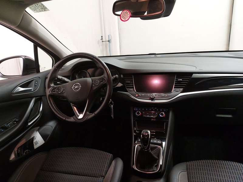 Opel Astra ST 1.2 Turbo Elegance • Full LED • digitalni instrumenti — 18