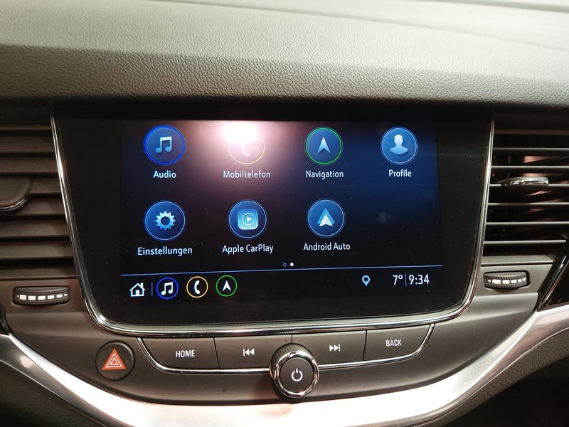 Opel Astra ST 1.2 Turbo Elegance • Full LED • digitalni instrumenti — 19