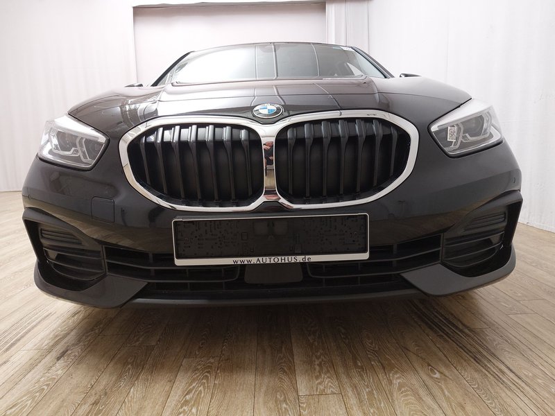 BMW 118d automatik Advantage • ACC • Full LED — 10
