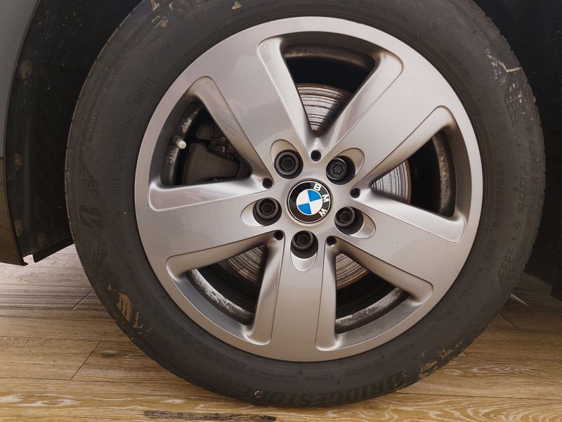 BMW 118d automatik Advantage • ACC • Full LED — 9