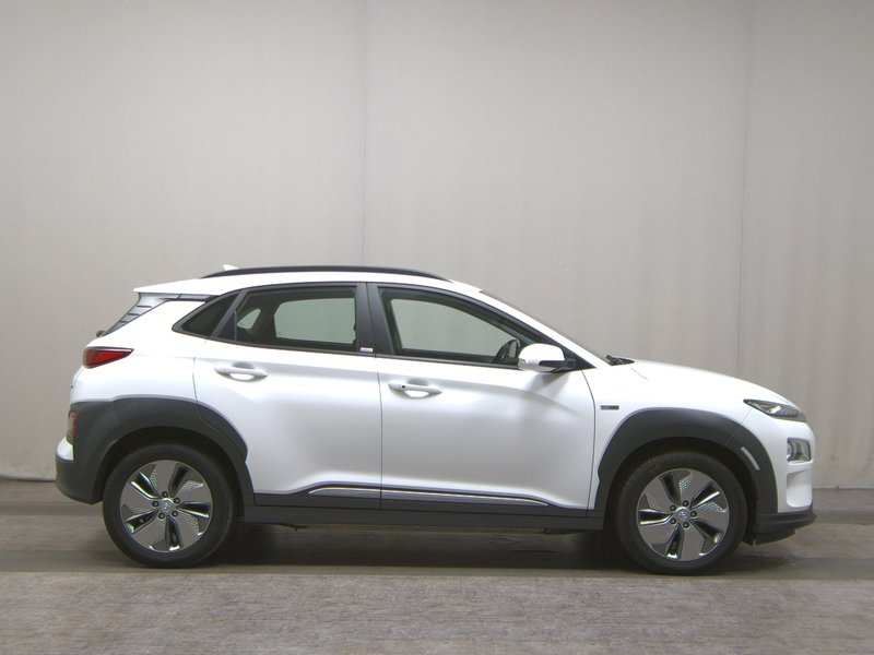 Hyundai Kona Electric Trend • ACC