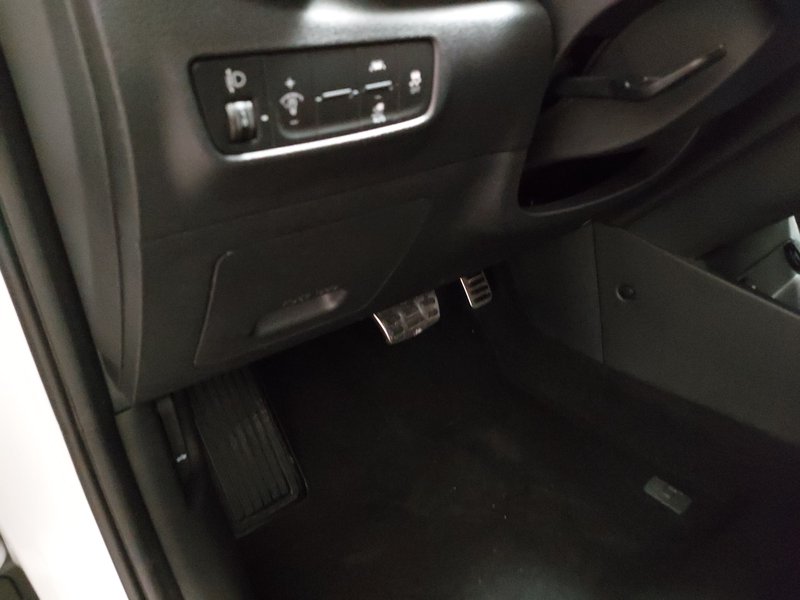 Hyundai Kona Electric Trend • ACC — 7