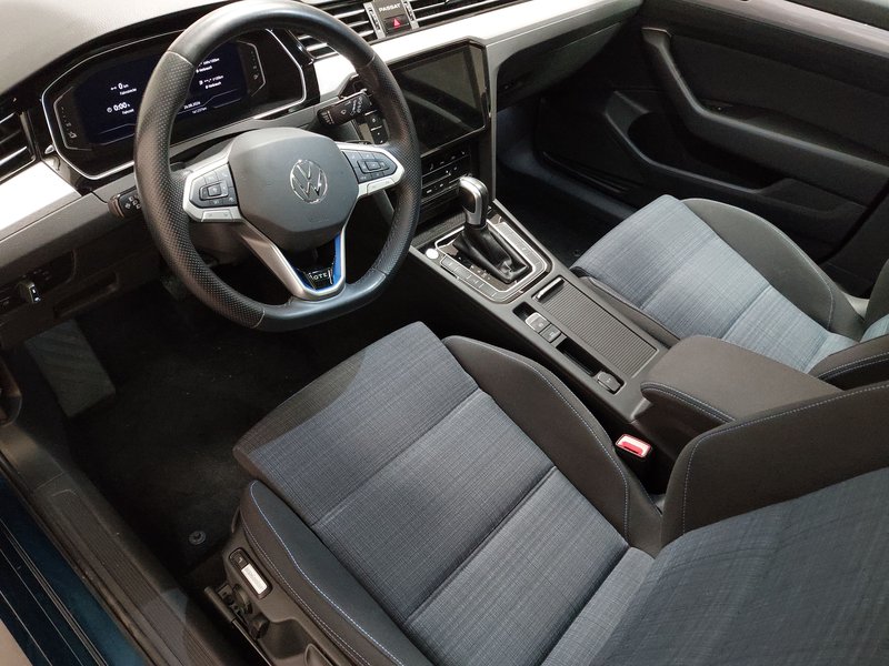Volkswagen Passat Variant GTE 1.4 TSI automatik • panorama • ACC — 6