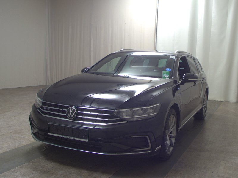 Volkswagen Passat Variant GTE 1.4 TSI automatik • digitalni instrumenti • ACC — 2