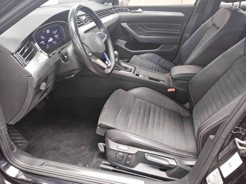 Volkswagen Passat Variant GTE 1.4 TSI automatik • digitalni instrumenti • ACC — 9