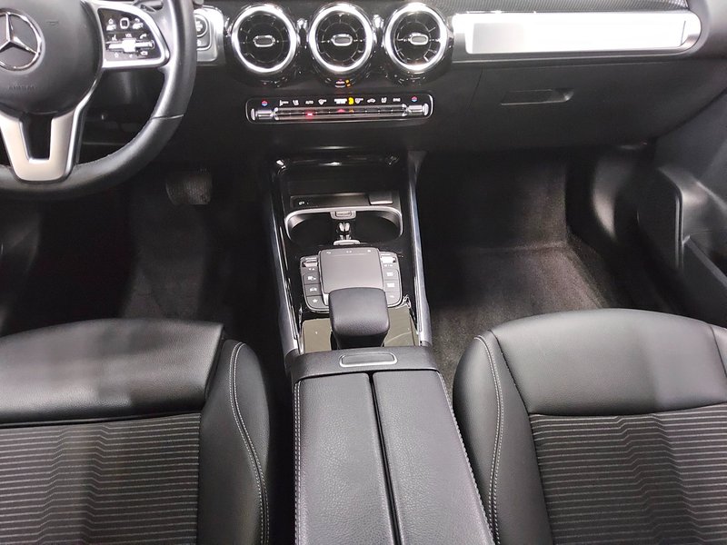 Mercedes-Benz GLB 200 d automatik Progressive • ACC • LED — 6