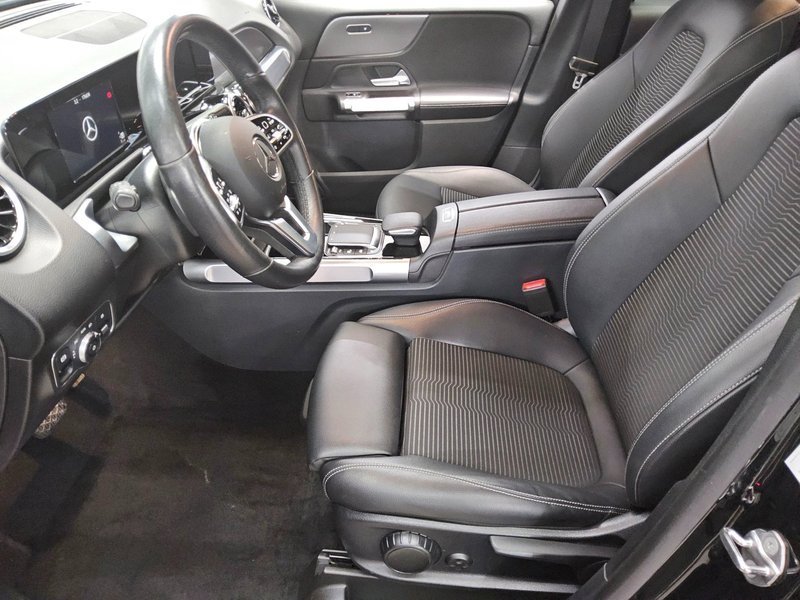 Mercedes-Benz GLB 200 d automatik Progressive • ACC • LED — 9