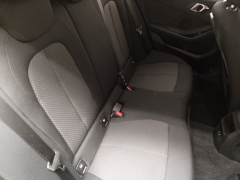 BMW 120d automatik Advantage • ACC • LED — 12