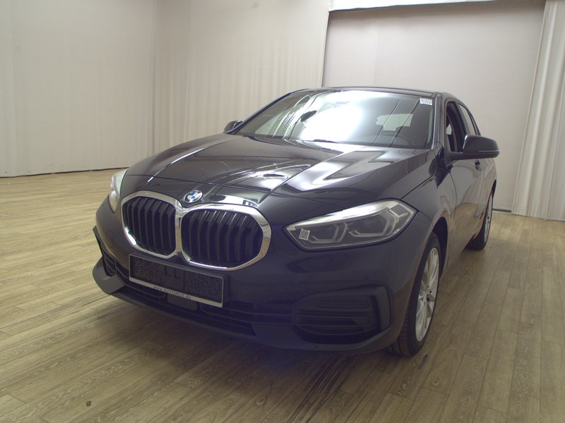 BMW 120d automatik Advantage • ACC • LED — 2