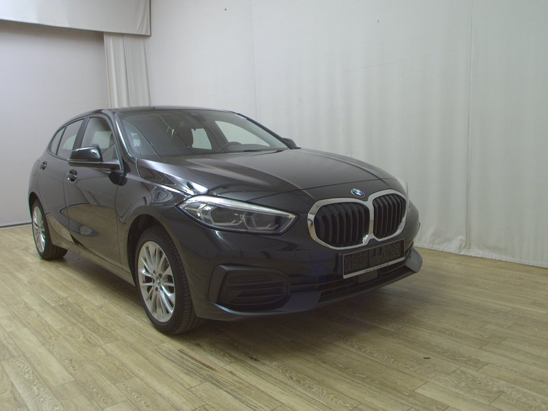 BMW 120d automatik Advantage • ACC • LED — 3