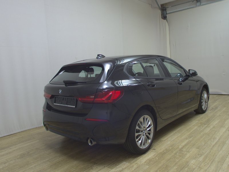 BMW 120d automatik Advantage • ACC • LED — 4