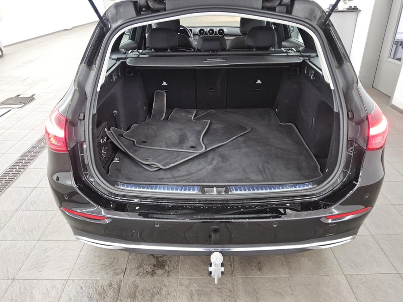 Mercedes-Benz C 200 d karavan automatik Avantgarde • LED • digitalni instrumenti — 12
