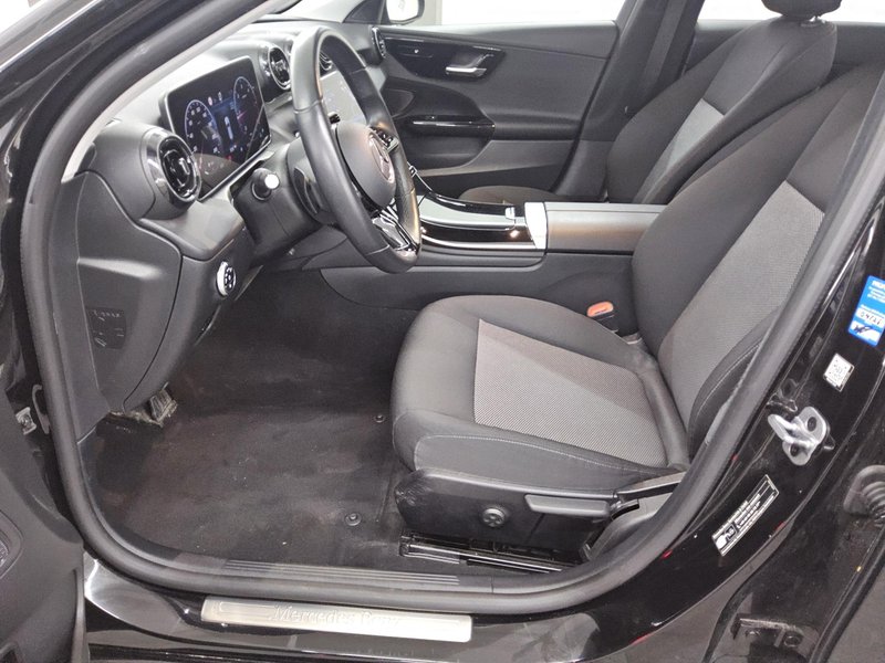 Mercedes-Benz C 200 d karavan automatik Avantgarde • LED • digitalni instrumenti — 9