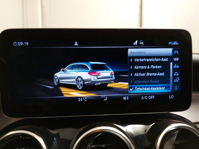 Mercedes-Benz C 220 d karavan automatik AMG-Line • ACC • LED — 19