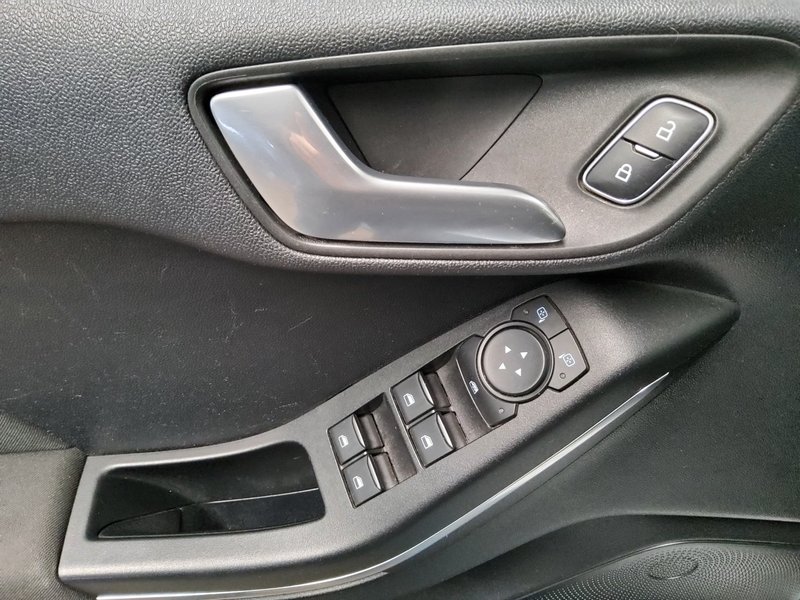 Ford Fiesta 1.0 EcoBoost Titanium • ACC • LED — 9