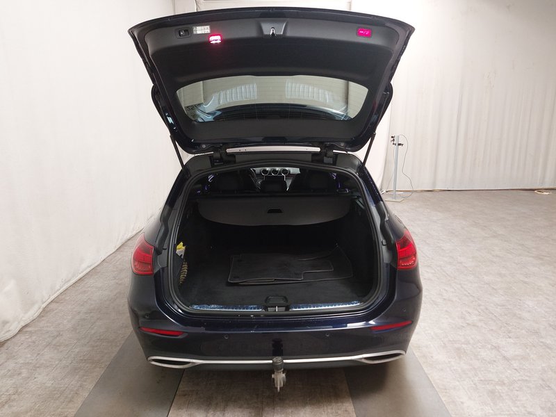 Mercedes-Benz C 220 d automatik T Avantgarde • digitalni instrumenti • ACC — 16