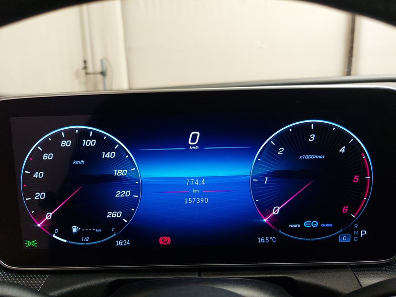Mercedes-Benz C 220 d automatik T Avantgarde • digitalni instrumenti • ACC — 21