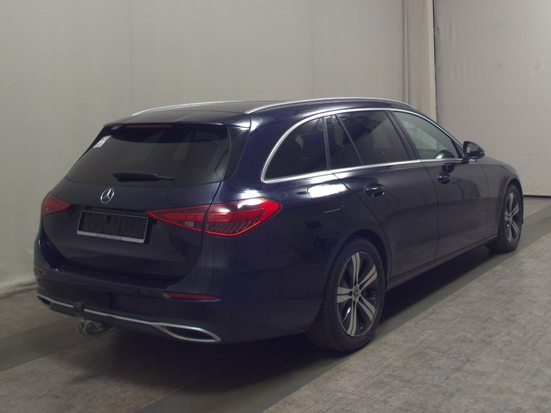 Mercedes-Benz C 220 d automatik T Avantgarde • digitalni instrumenti • ACC — 4