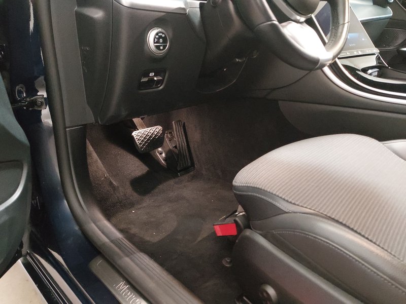 Mercedes-Benz C 220 d automatik T Avantgarde • digitalni instrumenti • ACC — 7