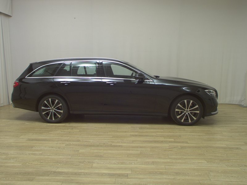 Mercedes-Benz E 300 de karavan automatik Avantgarde • 360° kamera • ACC