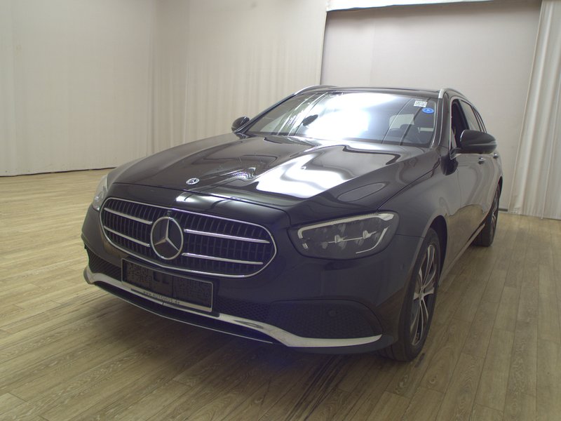Mercedes-Benz E 300 de karavan automatik Avantgarde • 360° kamera • ACC — 2