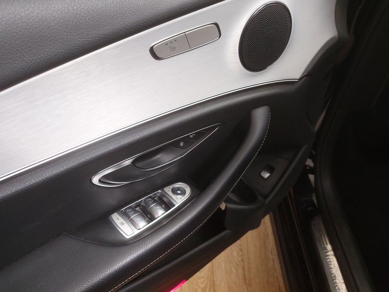 Mercedes-Benz E 300 de karavan automatik Avantgarde • 360° kamera • ACC — 5