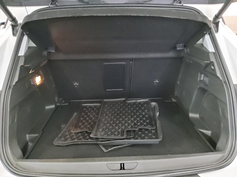 Opel Grandland X 2.0 D automatik Innovation • ACC • AHK — 11