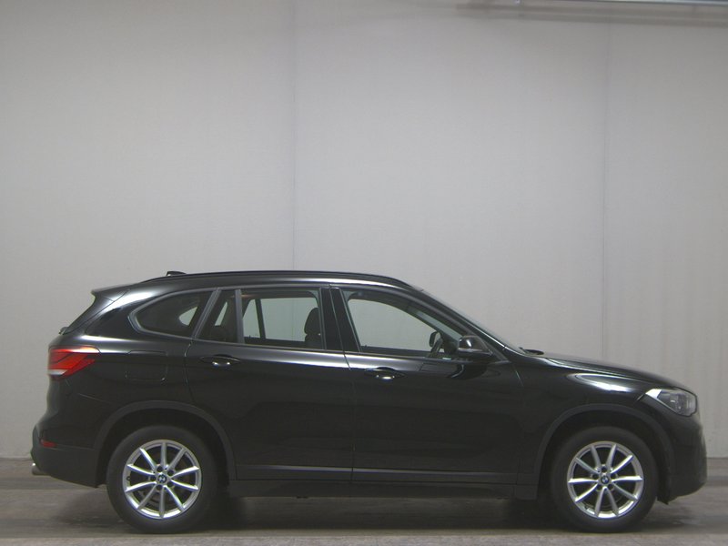 BMW X1 xDrive20d automatik Advantage • panorama • Full LED