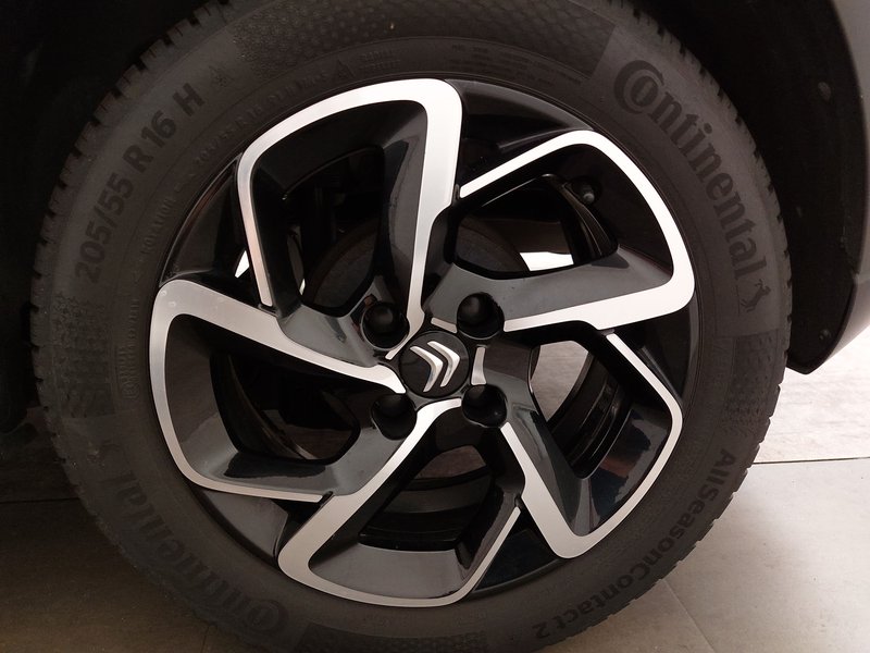 Citroën C3 1.2 PureTech Style • Full LED — 14