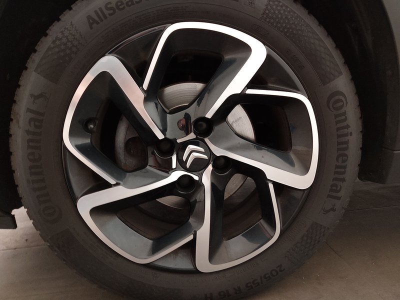 Citroën C3 1.2 PureTech Style • Full LED — 9