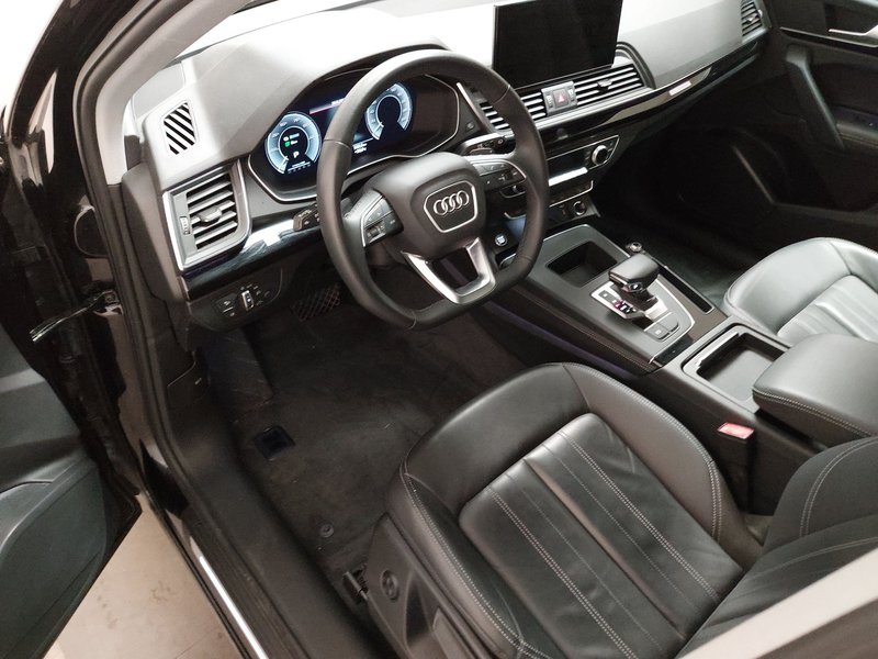 Audi Q5 50 TFSI e quattro automatik • 360° kamera • digitalni instrumenti — 6