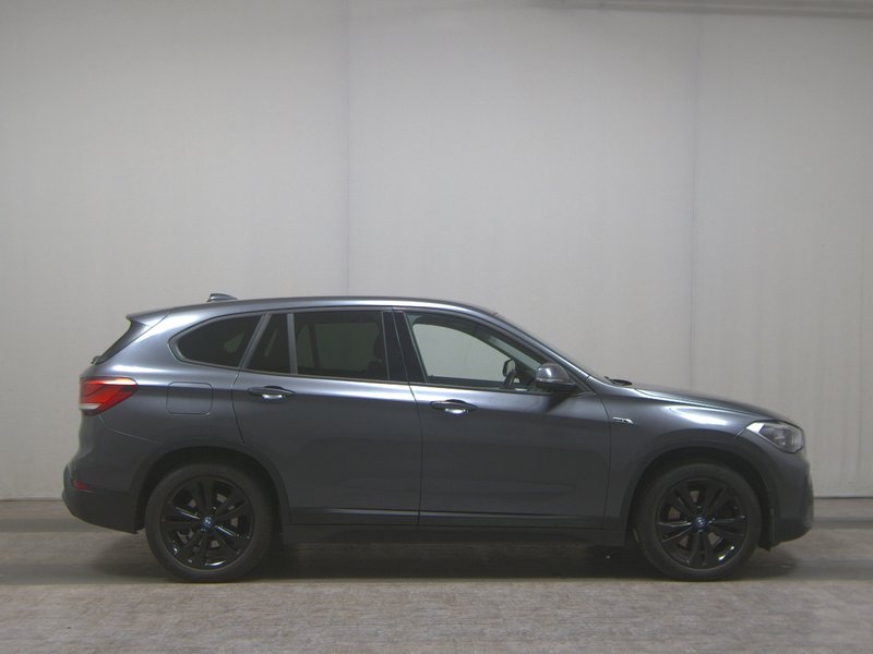 BMW X1 xDrive25e automatik Advantage • Full LED • AHK