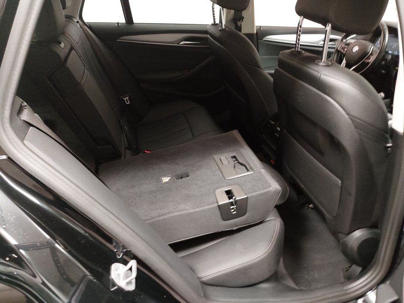 BMW 520d Touring automatik • ACC • AHK — 11