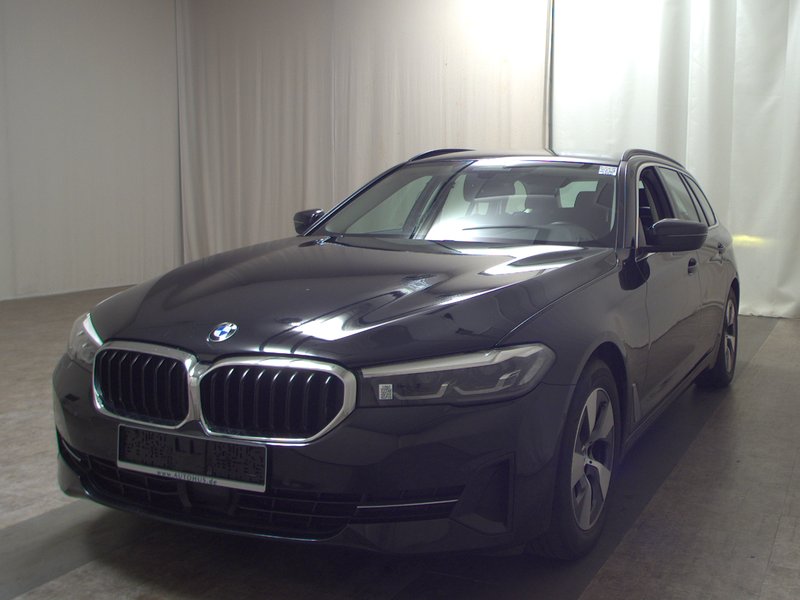BMW 520d Touring automatik • ACC • AHK — 2
